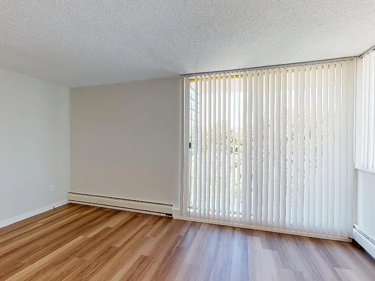1355 W 14th Ave #405 — Photo 6