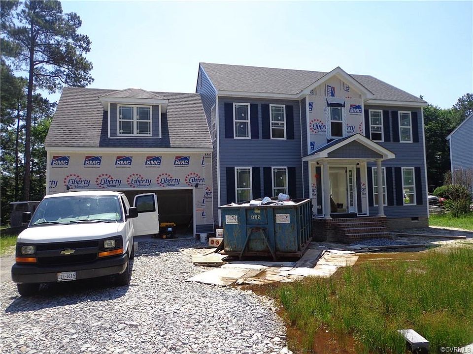 2nd image of 3013 Shady Hollow Cir