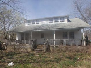 11031 Locust Dr, Damascus, MD 20872