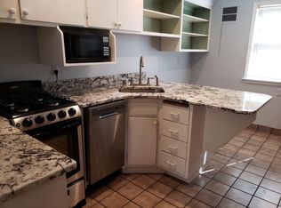 4018 N Newhall St, Shorewood, WI 53211