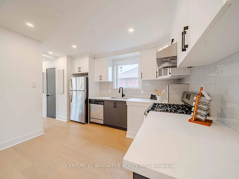 57 Leahann Dr #MAIN FLOOR — Photo 12