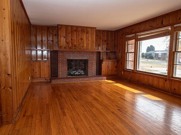 2nd image of 49 West Dr