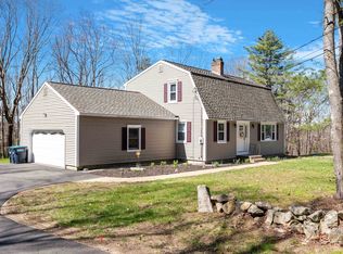 389 Deerfield Rd, Allenstown, NH 03275
