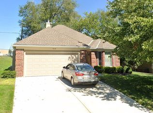 1618 Wynbrick Dr, Liberty, MO 64068