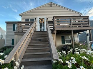 34 Brookline Ave, Hull, MA 02045