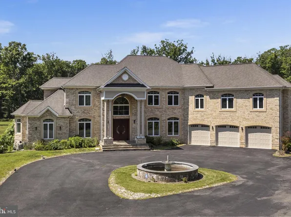 5848 Doyle Rd, Clifton, VA 20124