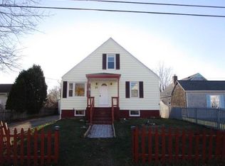 21 David St, Cumberland, RI 02864