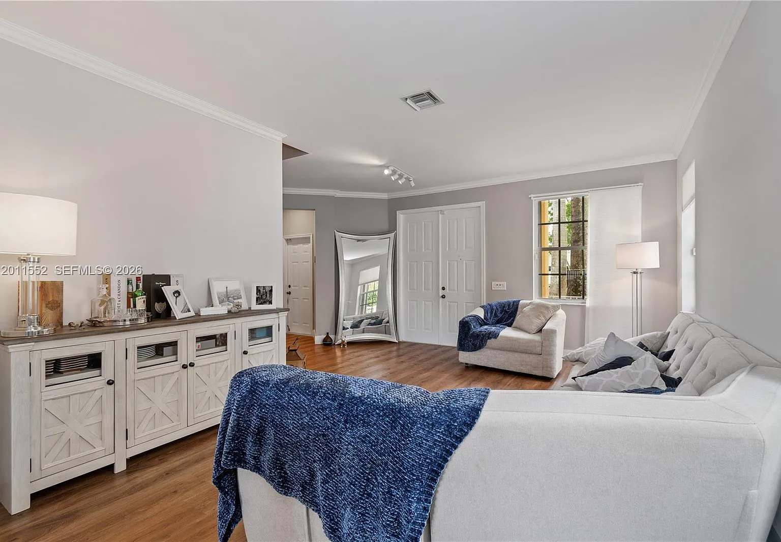 7 bed, 4.0 bath, 3122 sqft, $7,500 — Photo 3
