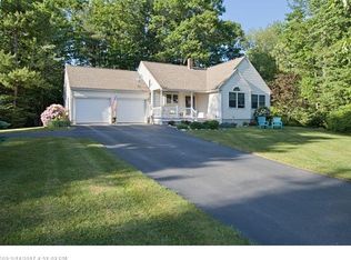 48 Wedgewood Dr, Saco, ME 04072