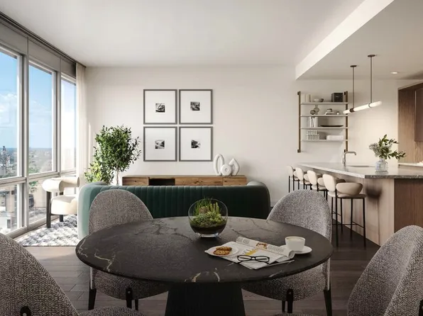 164 N Peoria St, Chicago, IL