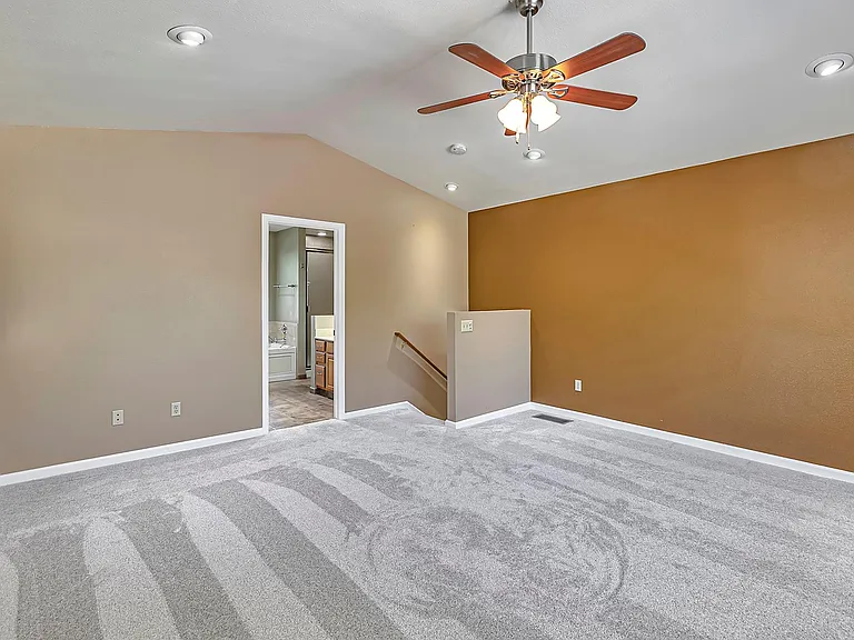 123 Orion St — Photo 10