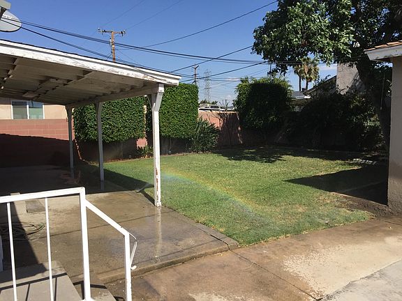 2nd image of 7854 La Casa Way