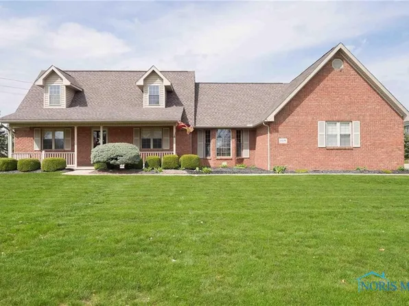 2028 Lakeland Dr, Findlay, OH 45840