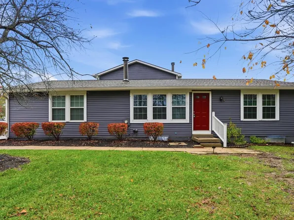 2617 S Harbor Dr, Maineville, OH 45039