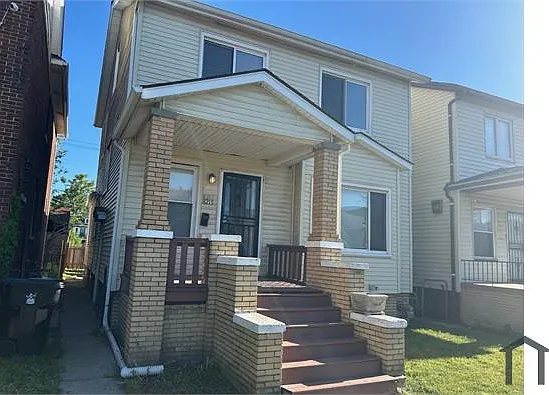 8215 Badger St #UPPER — Photo 10