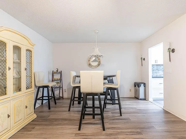 5061 Lakefront Blvd #B — Photo 11
