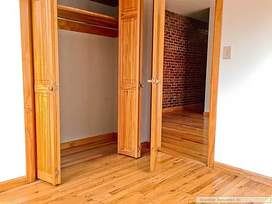 Rented by Sovereign Associates | media 21