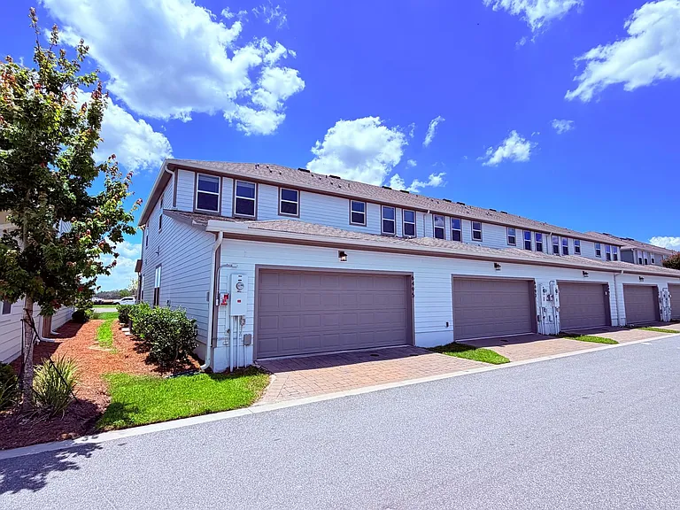 6495 Cyrils Dr — Photo 32