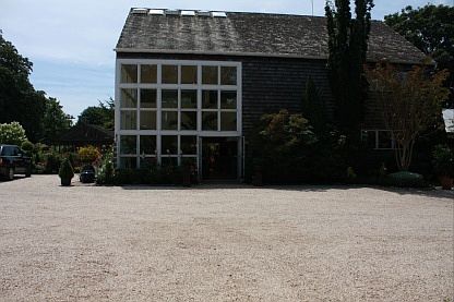 3rd image of 910 Montauk Hwy
