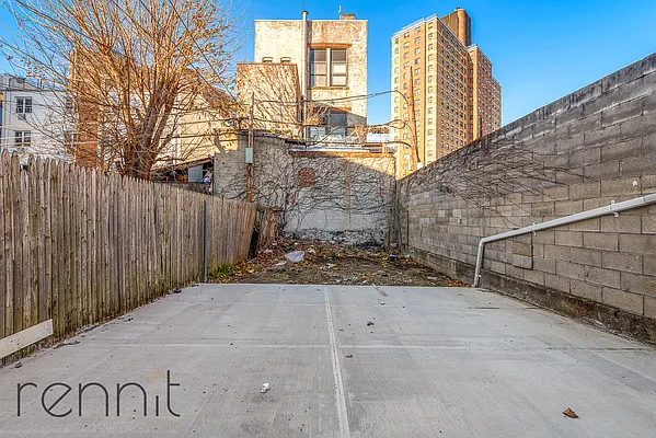 Rented by Rennit Inc. | media 15