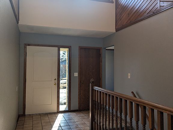 3rd image of 6782 Academy Trl