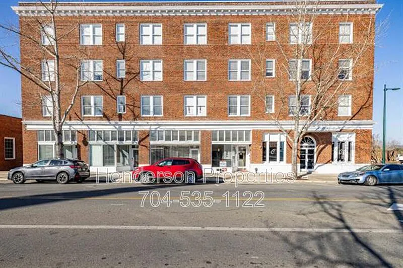 197 N 2nd St #404