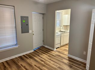 215 N Bridge St #C, Grand Ledge, MI 48837