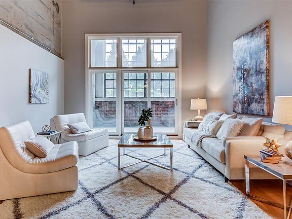 4th image of 4100 Forest Park Ave APT 120