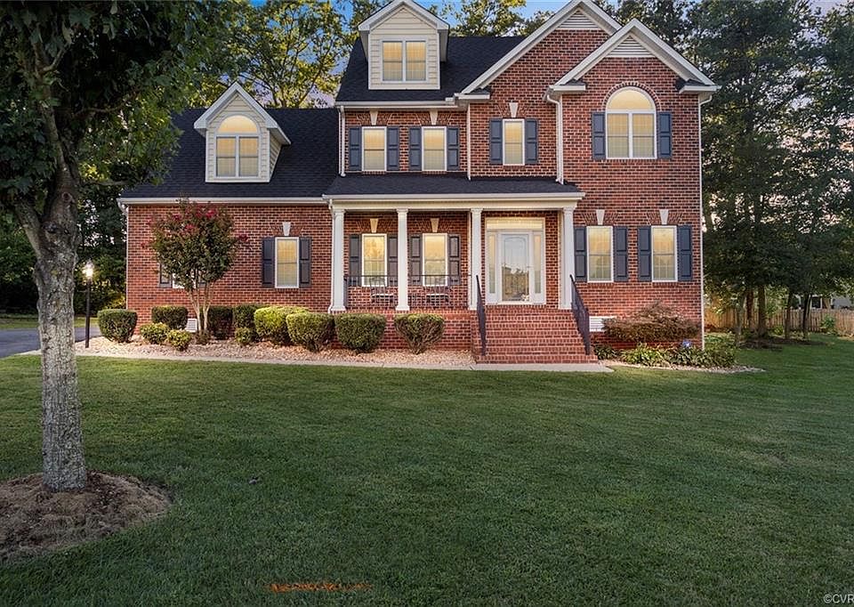 1st image of 1001 Staples Trace Ct