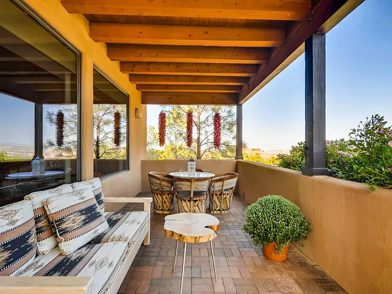 26 Camino Caruso — Photo 53