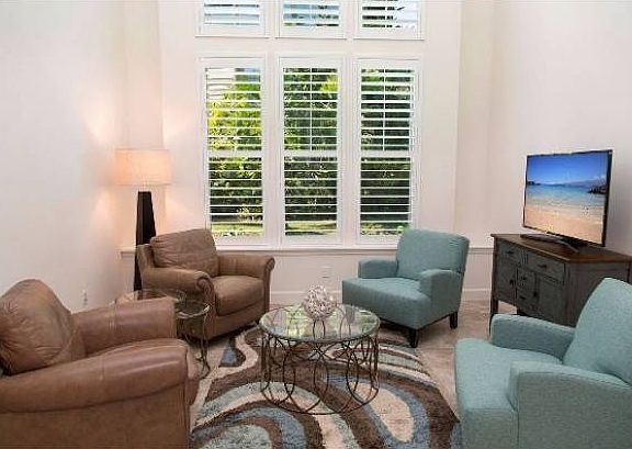 2nd image of 68-1118 N Kaniku Dr APT 706