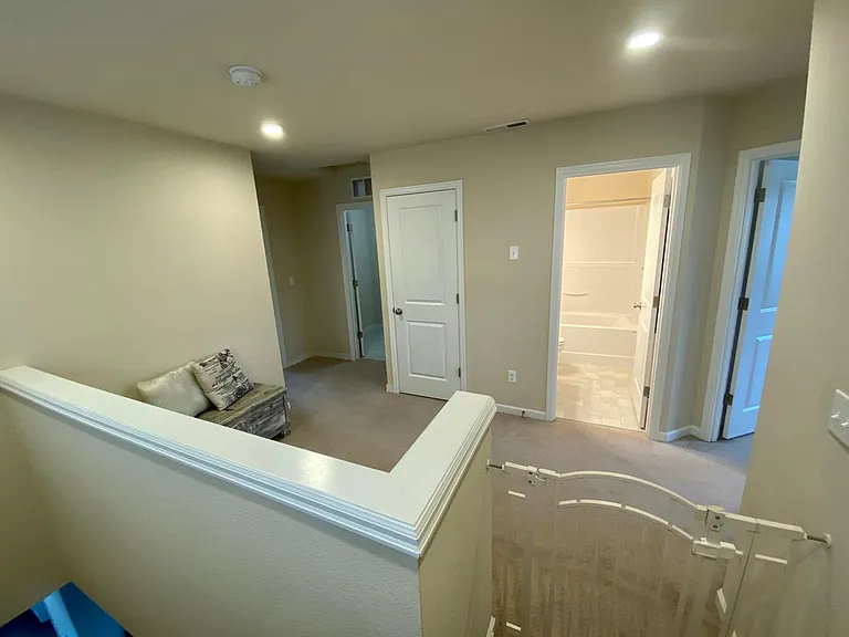 15985 NW French Ln — Photo 9