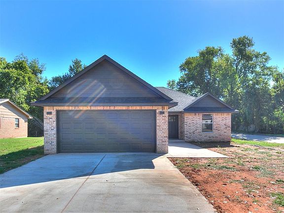 4th image of 4108 N Shadybrook Dr