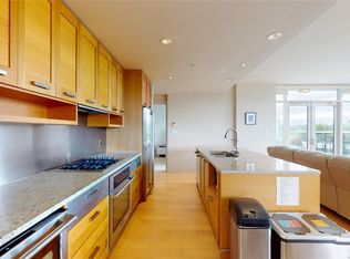 365 Waterfront Cres #PENTHOUSE 2, Victoria, BC V8T0A6