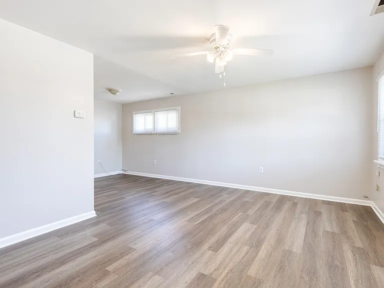 142 Alview Ter — Photo 15