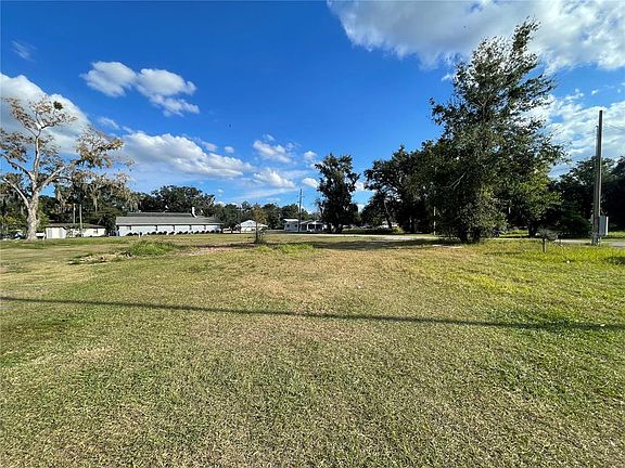 5th image of 7 4th St SE Lot 2