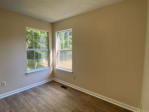 4th image of 143 Allyson Dr