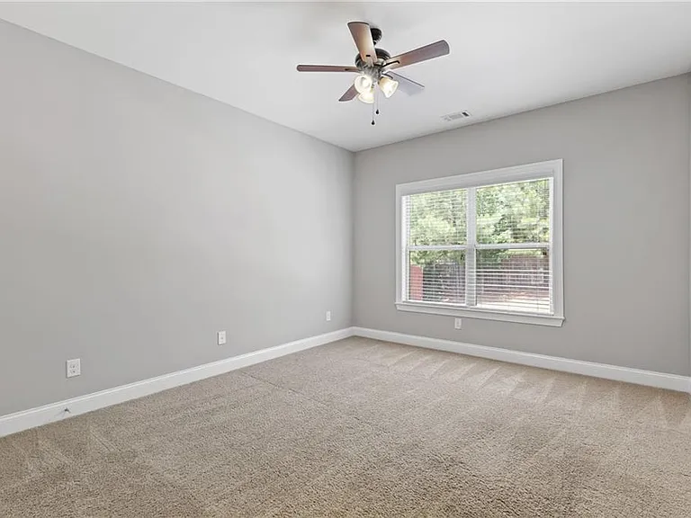 5440 Northview Lake — Photo 15