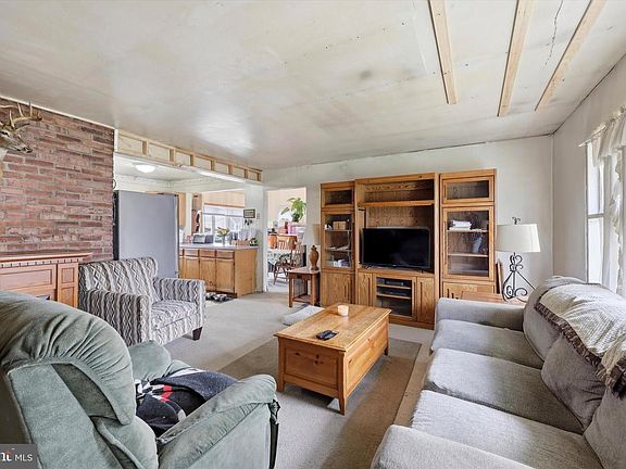 4th image of 59 Coral Ln