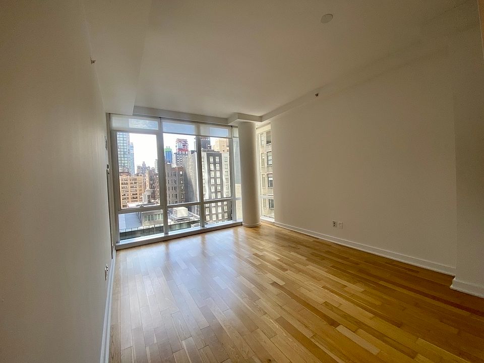 1st image of 885 Avenue Of The Americas APT 10J