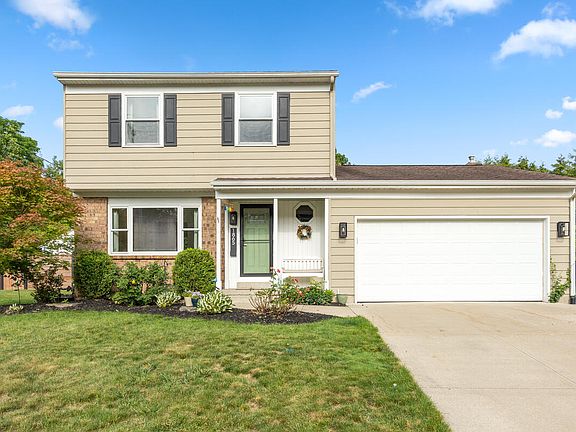 3rd image of 1865 Ridgemoor Dr SE