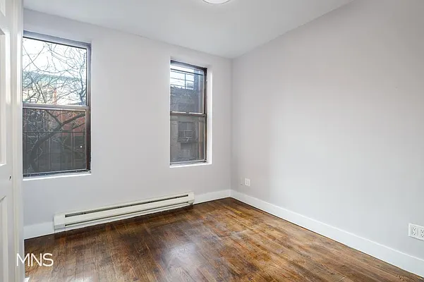 Rented by MNS Marketing | media 4