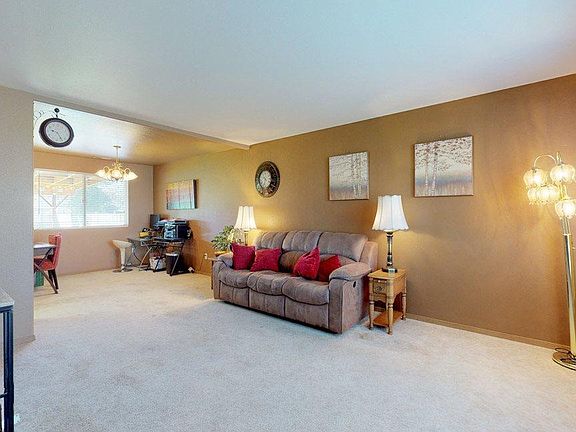 2nd image of 4720 Sirocco Dr