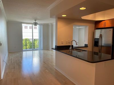 600 S Dixie Hwy APT 515, West Palm Beach, FL, 33401