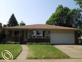1st image of 24465 Westgate Dr
