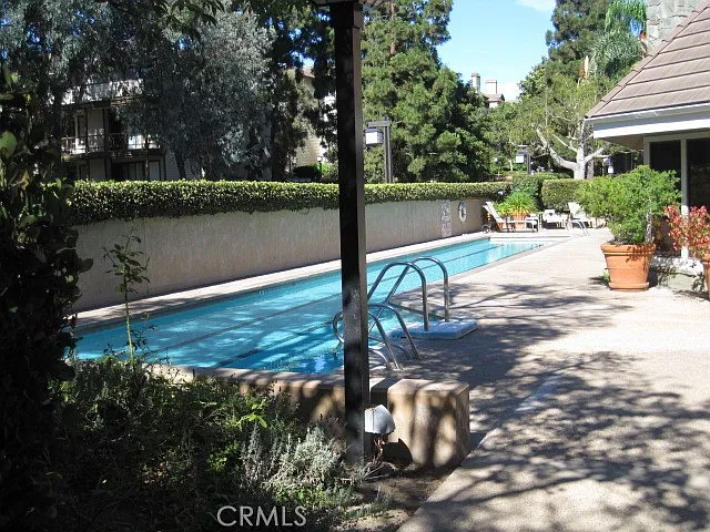 2577 Plaza Del Amo — Photo 21
