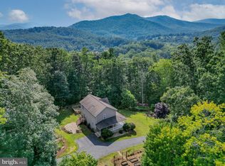 30 Annies Ln, Sperryville, VA 22740