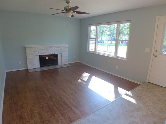2nd image of 4817 Sylvester Ave