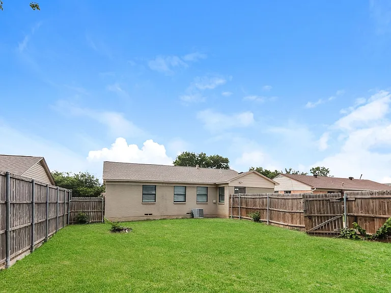 9946 Bowman Blvd — Photo 15