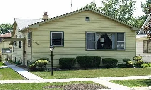 2651 123rd St photo 1